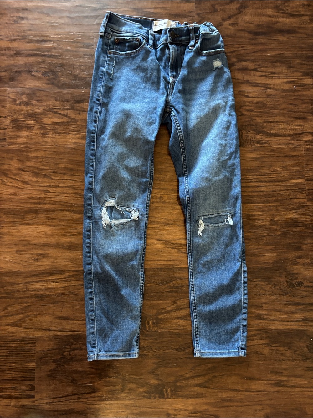 abercrombie kids blue distressed skinny jeans